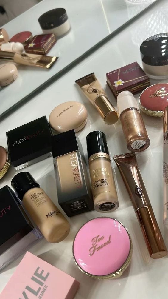 Achieving the Perfect Makeup Look: Step-by-Step Guide for Flawless 