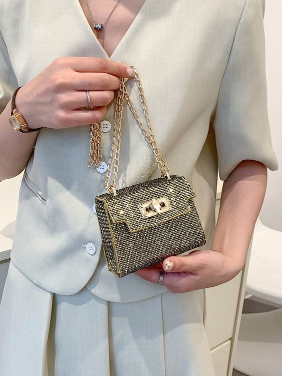 Patchee Petite: Exploring the Glamorous World of Ladies’ Mini Bags in ...