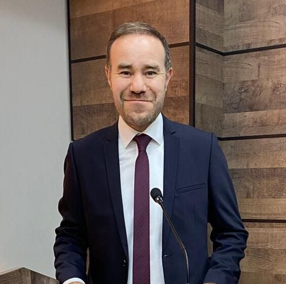Prof. Dr. Ufuk ERDEM