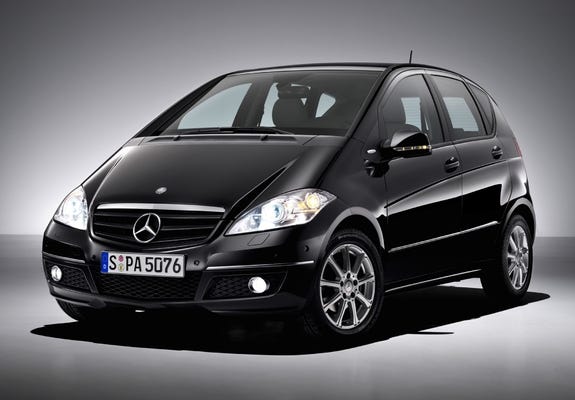 Mercedes A200 AT(W169) intermittent start up issues (gear shift blocked), by ka2er