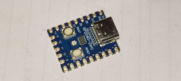 I Built a Super Cheap YubiKey Alternative With an RP2040 Board