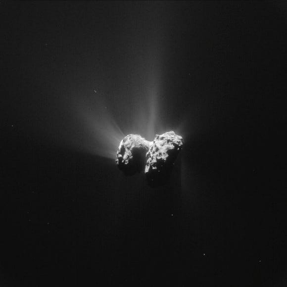 mmagine della cometa 67P presa il giorno 15 di giugno. Crediti: ESA/Rosetta/NAVCAM — CC BY-SA IGO 3.0