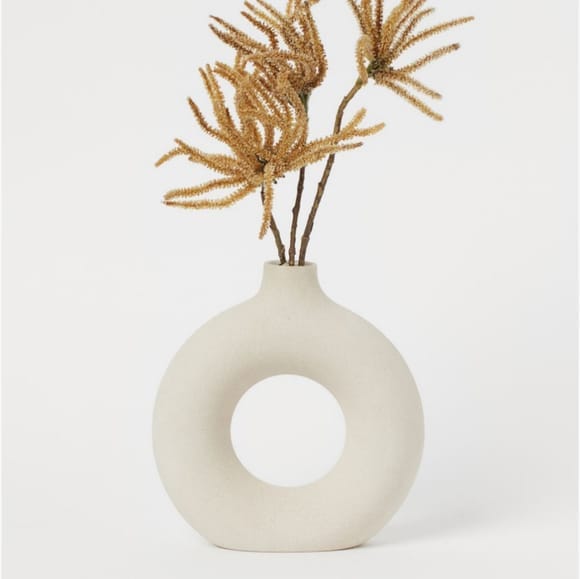 Enhancing Your Decor with the Timeless Elegance of Ceramic Flower Vases  by Mohammad Shoeb 