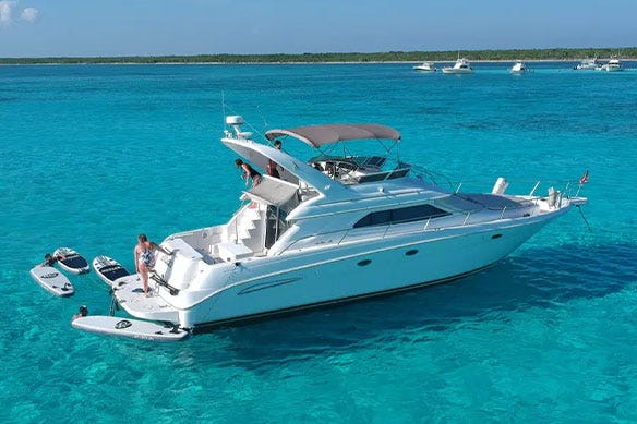 Luxury Yacht Experience in Playa del Carmen for Groups & Couples