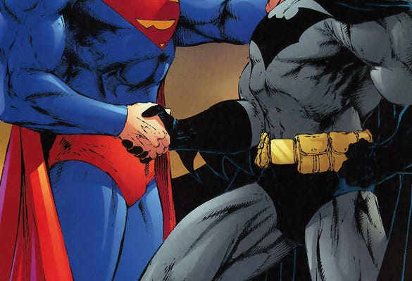 Por qué los superhéroes usan los calzoncillos sobre la ropa? | by El  Comicbuquero | Medium