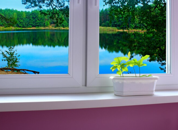 Understanding Streak-Free Window Cleaning: Professional Methods Explained