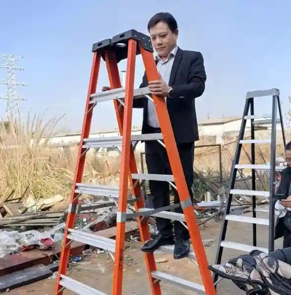 How to Choose the Right FRP Ladder for Your Application (Industrial Safety Guide)