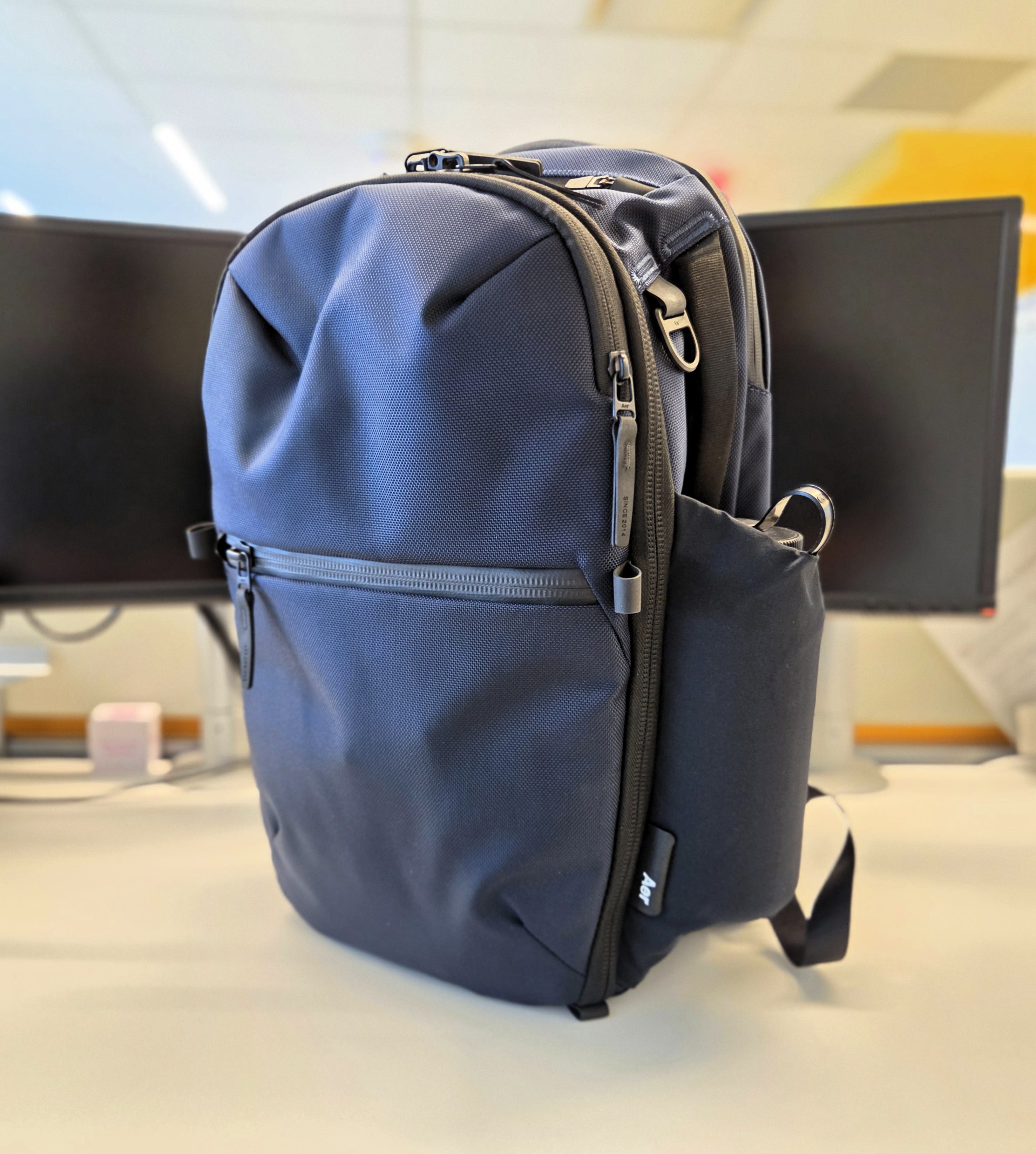 tumi alpha 3 backpack vs alpha 2 TUMI Alpha Brief Pack in Navy