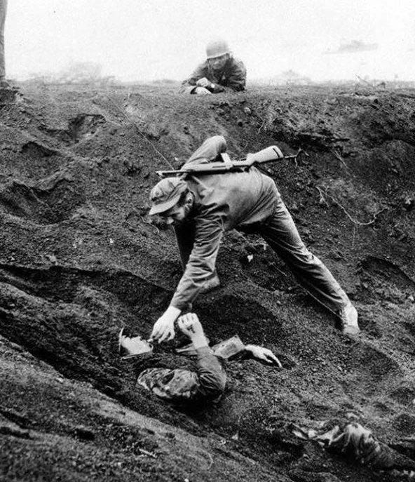 The most heartwrenching photos of World War II by Manas Bagla Oct