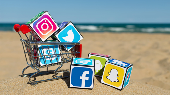 Advantages and disadvantages of social media