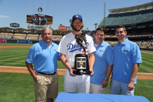 Clayton Kershaw earns third Warren Spahn Award in four years