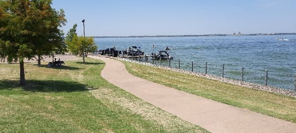 Lake Ray Hubbard Boating and Fishing in Rockwall Texas, by Alexis Brewer  [Rsn]