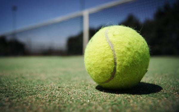 3 Benefits of tennis balls while traveling | by Shilpa Vir | Medium