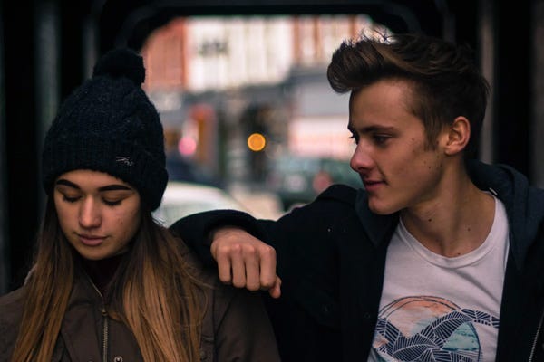 7 Signs You’re in a Love-Hate Relationship | by Jennifer Pearson | Medium