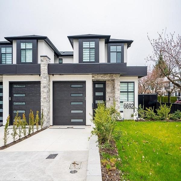 Discover Your Dream Home Burnaby South Townhouse for Sale by RE MAX