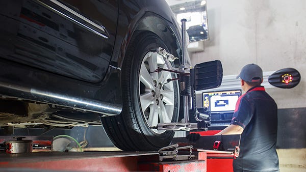 Can Tyres Improve Handling in Emergency Maneuvers?