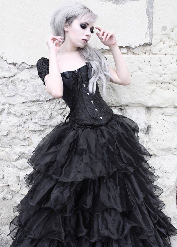 How to Style Gothic Clothing Like a Pro by Gothic Craze Dec, 2023