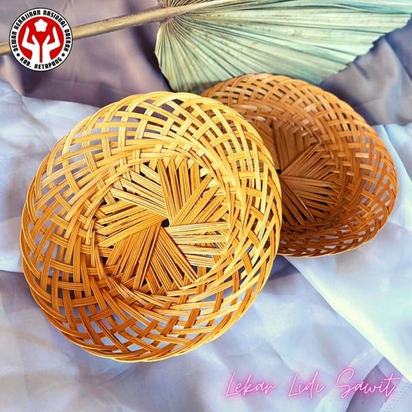 Piring Lidi Sawit Angkola Sangkunur
Terjamin, WA 0812-6003-3689, jual Anyaman Lidi Sawit Angkola…
