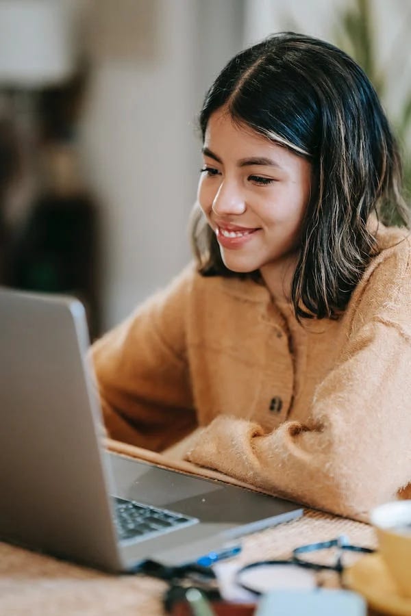 Best Online Jobs. Best Online Jobs: | by Asma Altaf | Medium