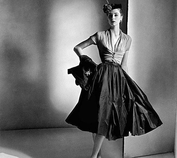 1950s Fashion History 50s Glamour, Dior New Look