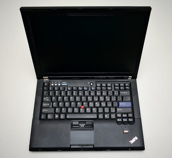 Swapping the touchpad of the Thinkpad T400 | by Roberto Rosario | Medium