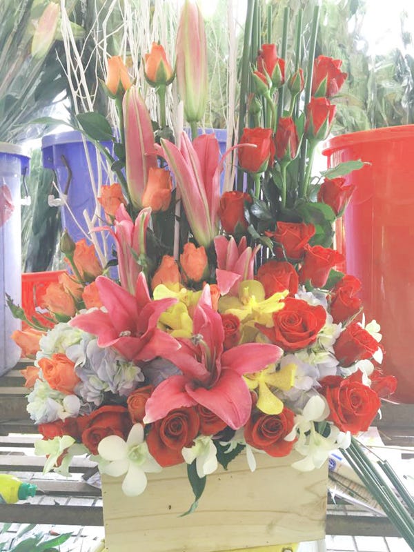 Đặt hoa khai trương Vũng Tàu: Kệ hoa chuyên nghiệp, giao nhanh trong 2 giờ