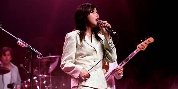 This Week’s Biggest Ticket On-Sales: Beabadoobee, ZZ Top, Jersey Boys & More