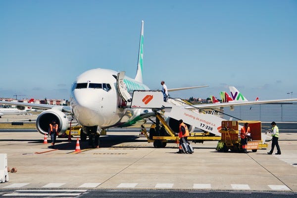 Discover the Lisbon Airport Bus Shuttle: Your Guide to Convenient and