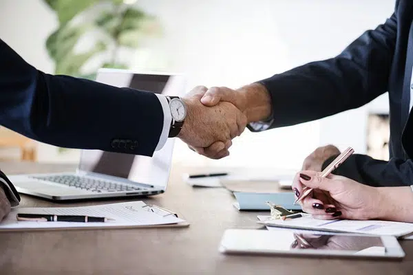 Mastering Contract Management: Tips for Legal and Sales Teams