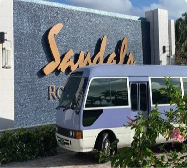 best transportation from nassau airport to atlantis by Taxi and Tour