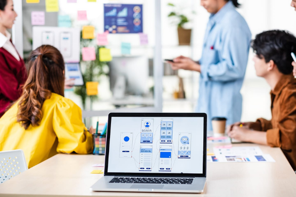 Peran seorang UI/UX designer serta tips menjadi UI/UX designer. | by ...