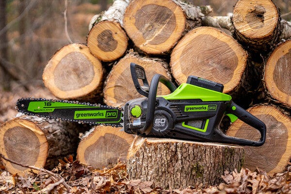 Gas Chainsaw Vs Electric Chainsaw: Which One Cuts It Better?