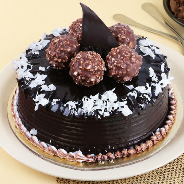 Best Cake Bakery Shop in Laxmi Nagar Delhi for Custom Occasions Cakes for Like Birthdays