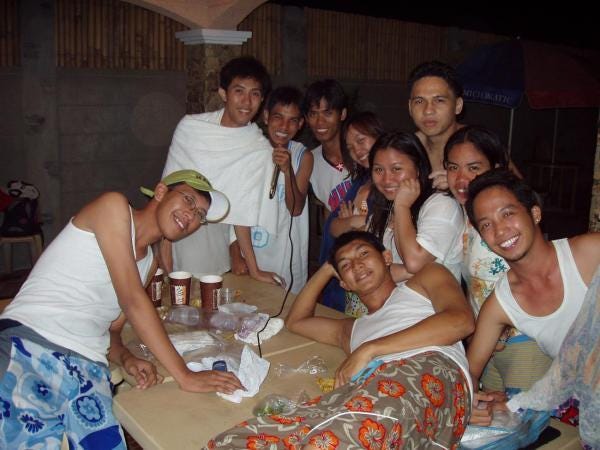 Bacoor National High School Throwback Classmate and Schoolmate Swimming and Bonding…