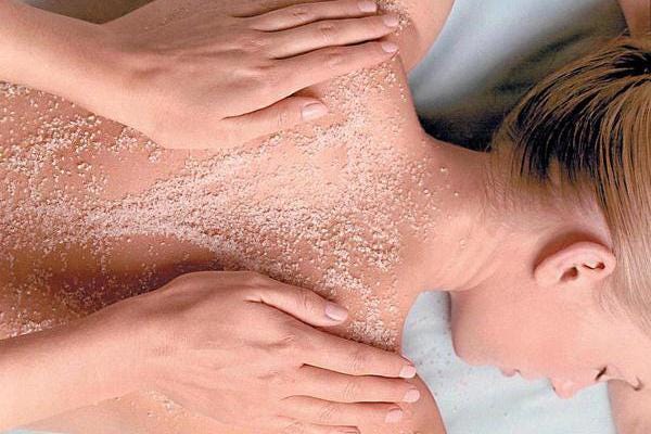 Believing These 8 Myths About Body Exfoliation Treatment Keeps You