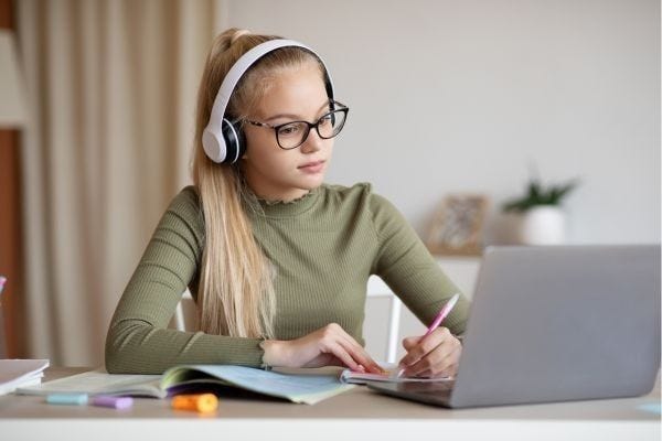 Expert Advice on Cracking the UCEED Exam