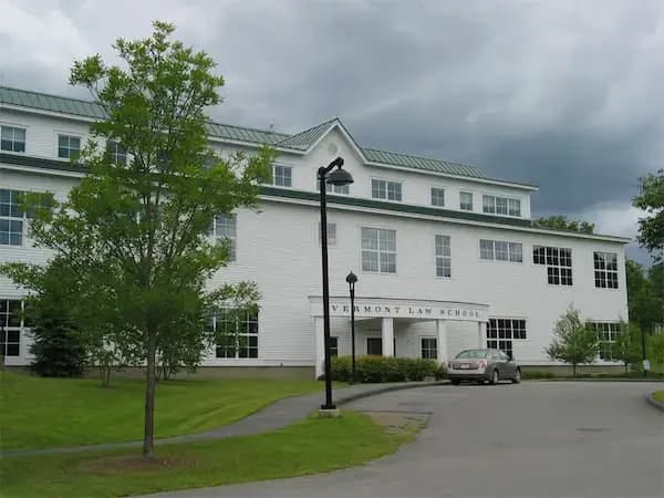 Navigating Vermont Law School: A Comprehensive Overview  by Lexinter 