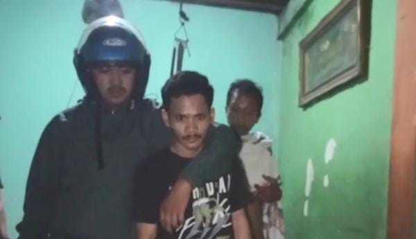 Kasus Begal Ancam Penjaga Warung Makan Pakai Parang di Makassar, Gasak HP dan Uang