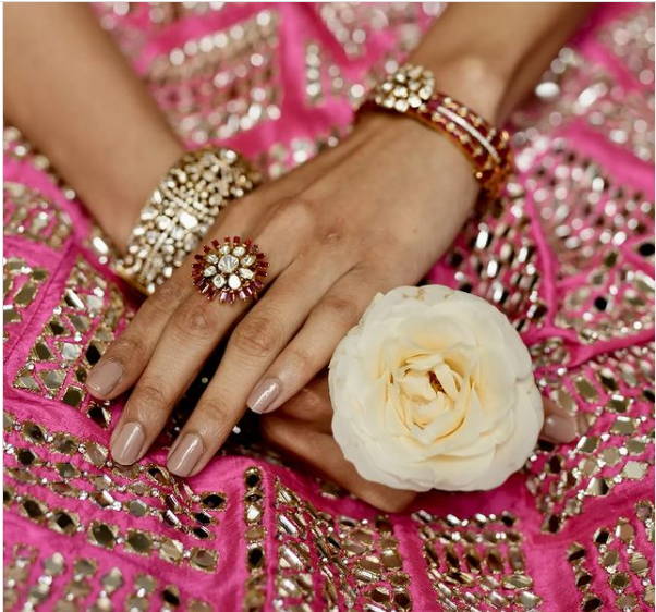 Choosing the Perfect Gold Engagement Ring from Ranka Jewellers Pune