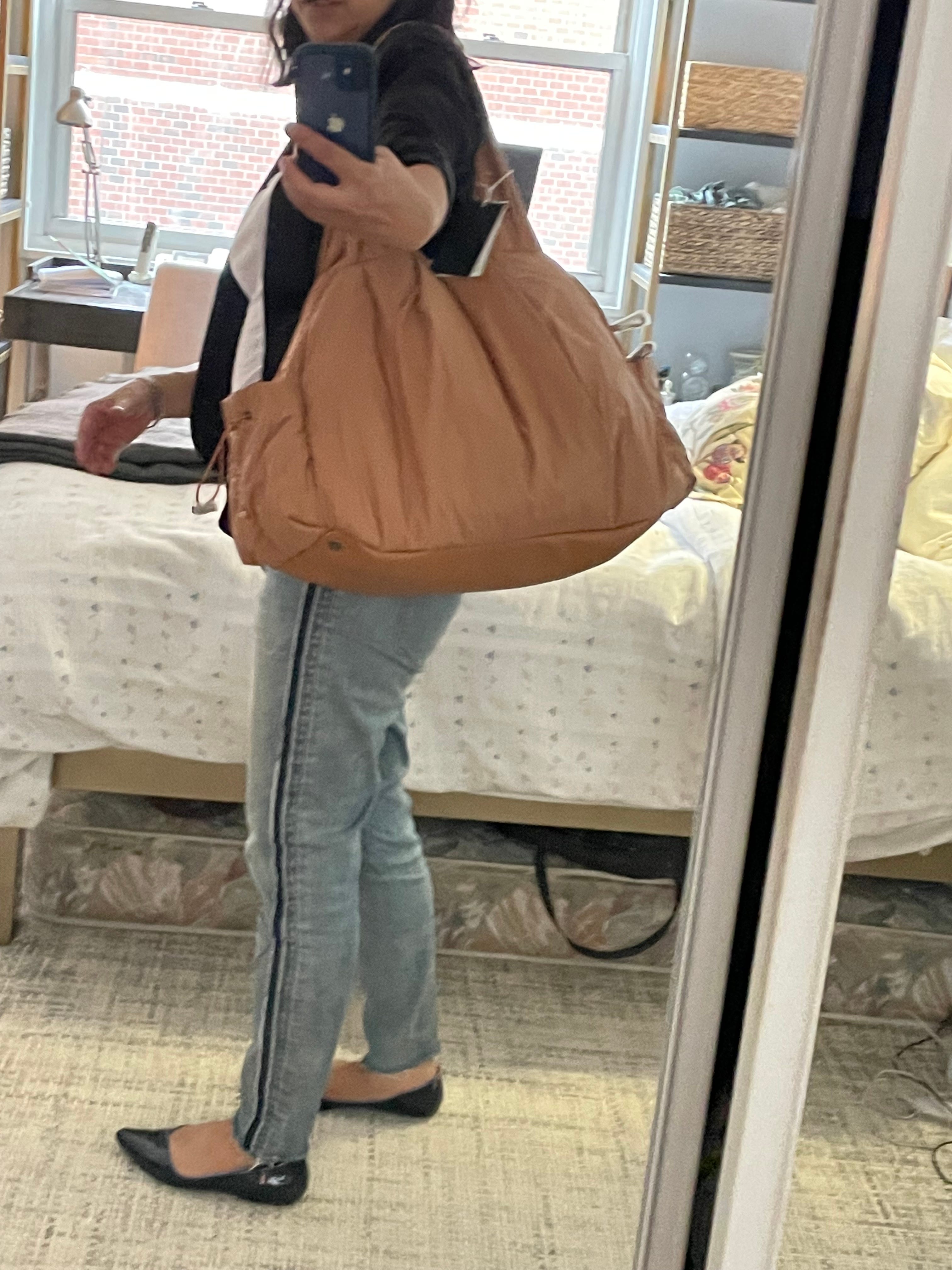 Caraa nimbus tote sale
