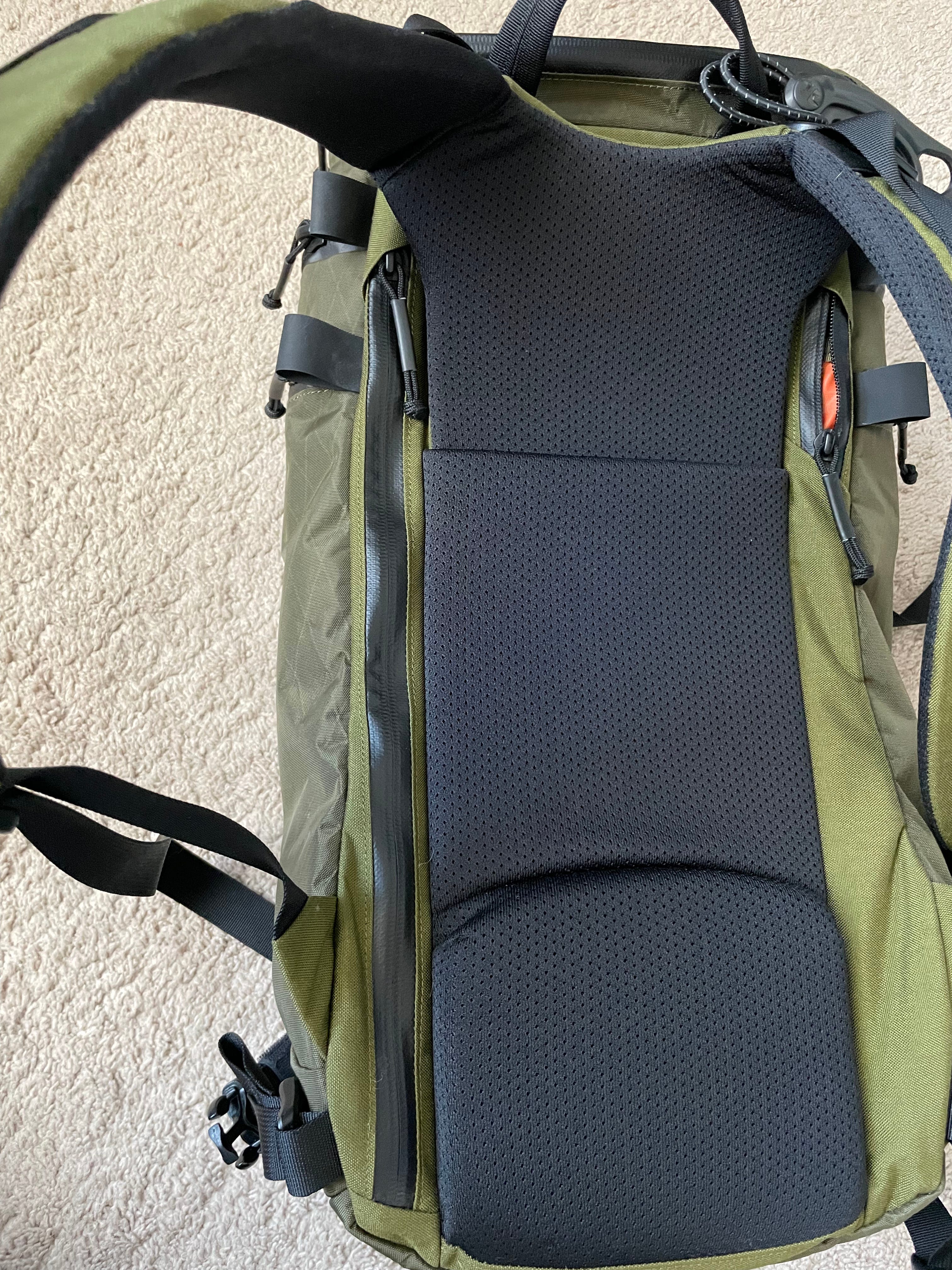 Mystery Ranch x Carryology Unicorn 2.0 (“Pegasus”) Review