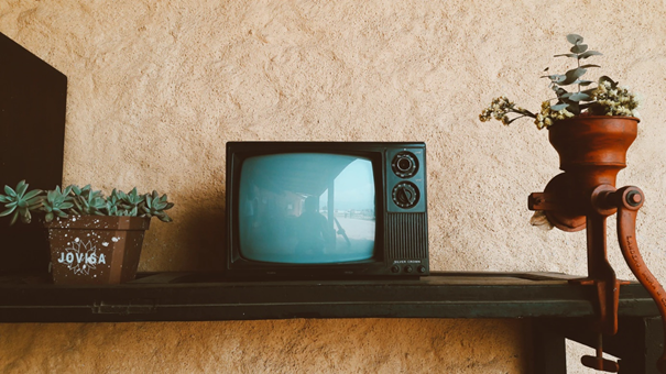 The Television On/Off Switch. What you do when you are both broke and ...