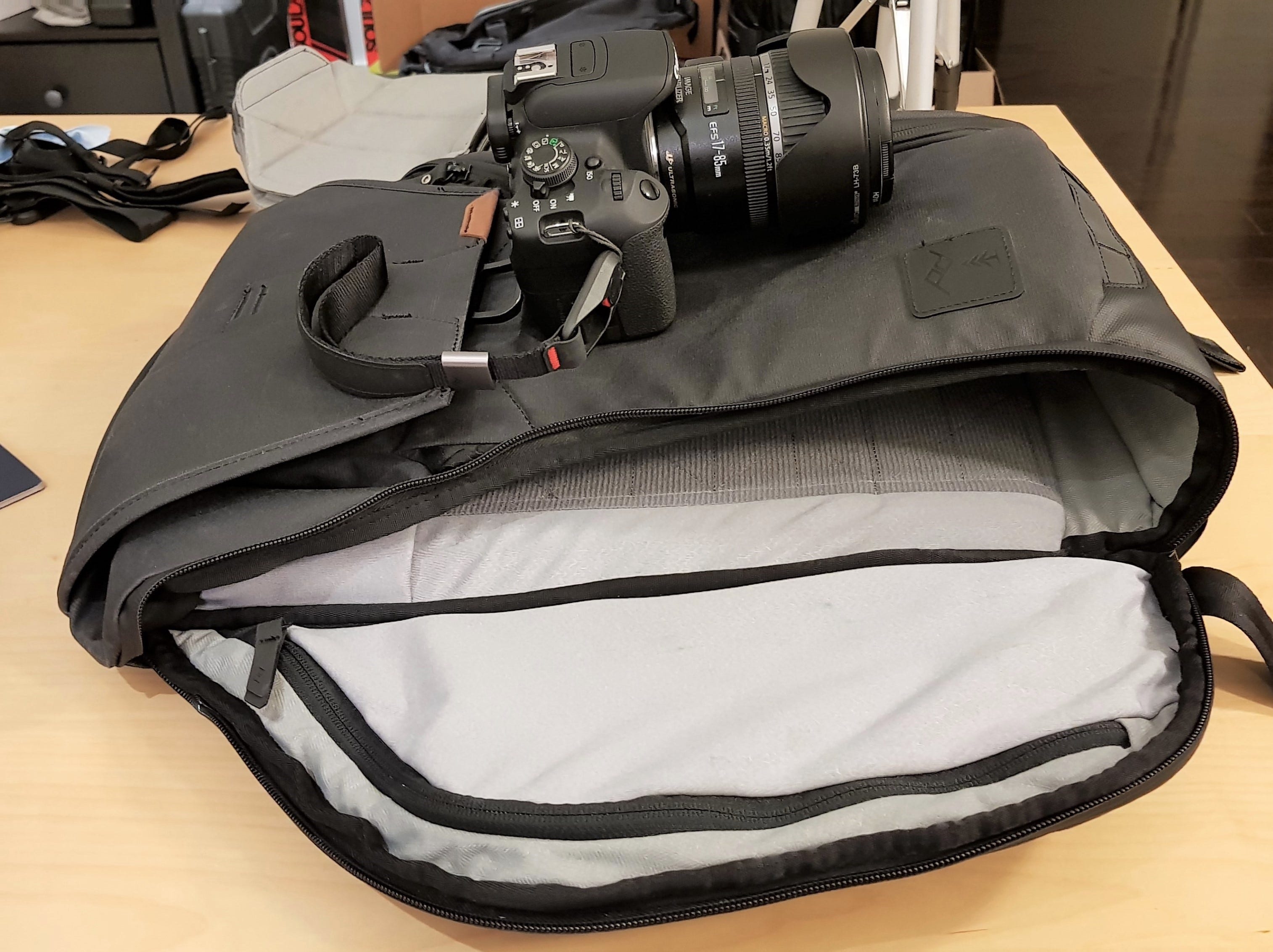 Review: Peak Design's New “Everyday Line V2” Bag Collection — Tools and Toys