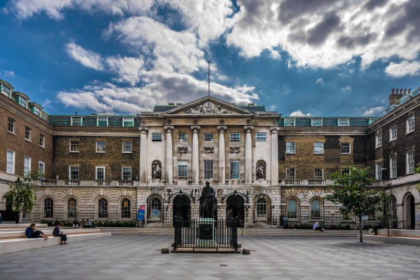 Everything You Need to Know About ESCP Europe MBA Deadlines