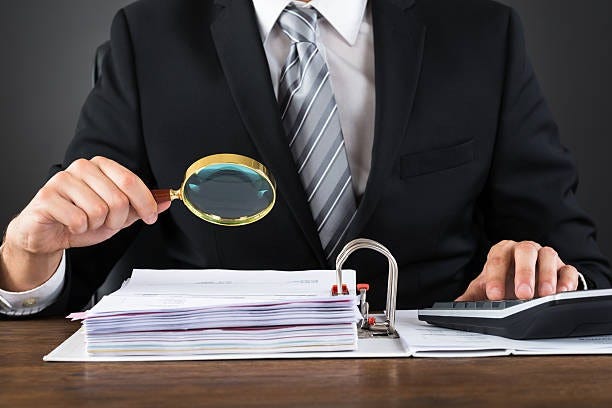 Análisis de Datos: Multas Administrativas en Ate y Comportamientos de Pago