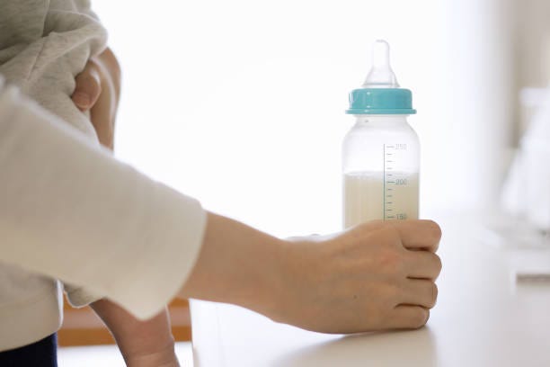 How to Prepare a Baby Bottle 