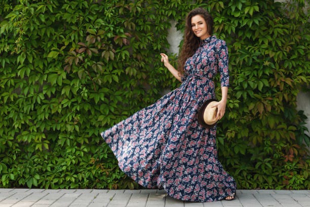 🌿 Effortless Elegance: Why Floral Maxi Dresses Are Trending in 2026