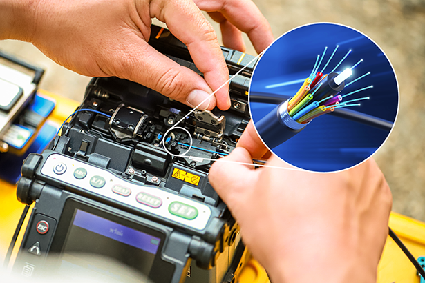 Supporting Fiber Optic Splicing with Precision