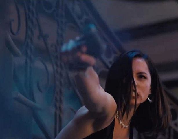 Ana de Armas: Bond Should Be Male, Not a Woman