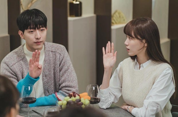 Shooting Stars - รีวิวซีรี่ย์ออนไลน์ - Medium